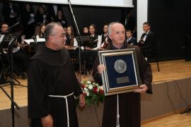 PRIZNANJE »DIDAK« DODIJELJENO FRA MILJENKU STOJIĆU